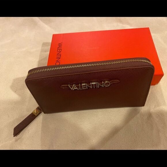 VALENTINO  Sea Winter Zip Around Wallet Bordeaux - Picture 4 of 7